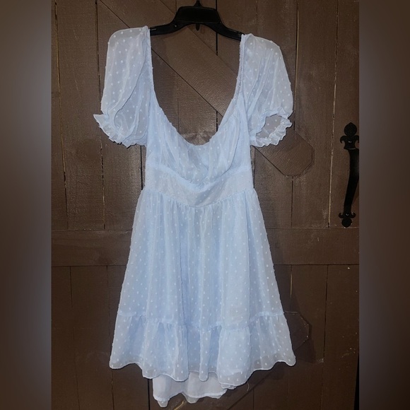 Dresses & Skirts - Baby blue backless dress